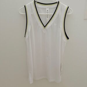 Lululemon Mesh V-Neck Tennis Tank White Size 8